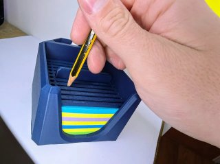 Soporte Notas Adhesivas y Portaplumas