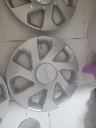 Tapacubos Dacia Sandero 15 Originales