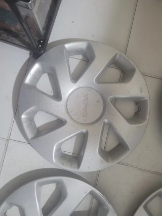 Tapacubos Dacia Sandero 15 Originales