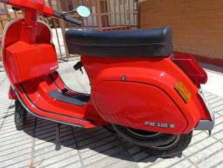 Se vende Vespa pk125s , año 1985