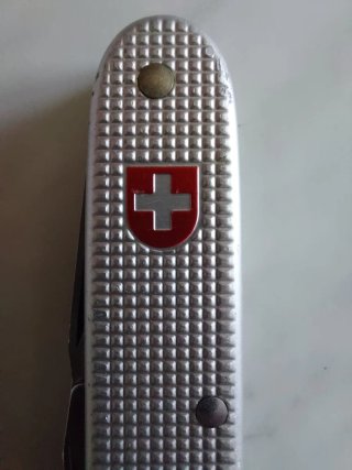 Coltellino Svizzero Multiuso