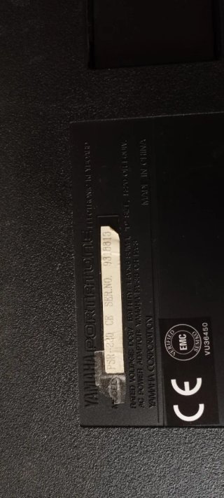 Yamaha PSR-220 Teclado Electrónico 61 Teclas