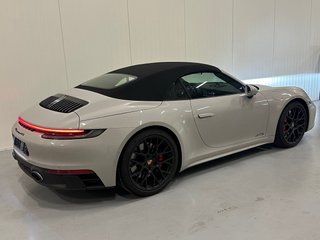 Porsche 911 2023 GTS.