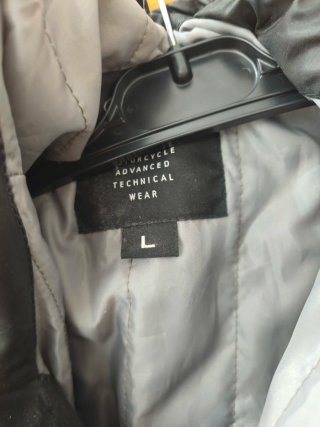 Chaqueta de moto negra