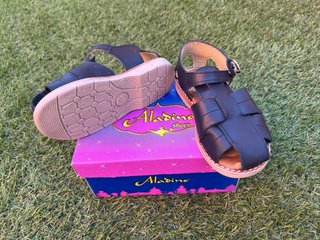 Sandalias Niño Talla 25 Negras