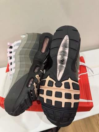 Nike Air Max 95 Zapatillas Grises y Rosas