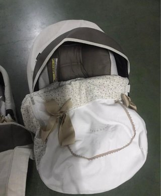 Carrito bebé con Maxi-Cosi y silla