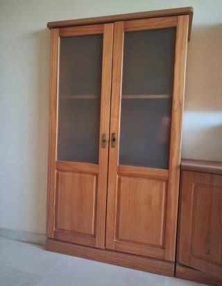 Mueble de salón de madera