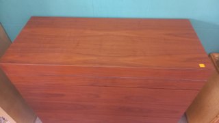 Cómoda de madera con 6 cajones