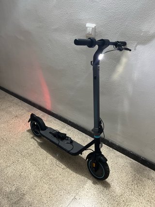 COMO NUEVO Patinete electrico