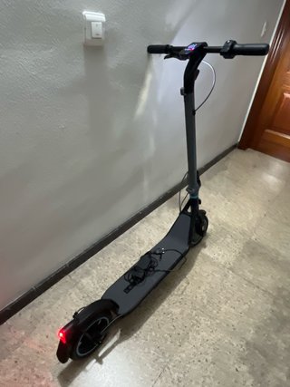 COMO NUEVO Patinete electrico