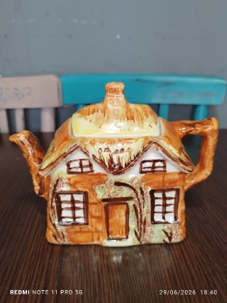 TETERA INGLESA VINTAGE KENDSIGTON