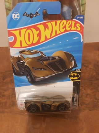 Hot Wheels Batmobile Batman Arkham Knight 1/64