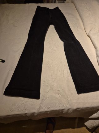 Pantalón vaquero elástico campana