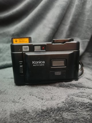 Konica EFJ Auto Date - Cámara Analógica