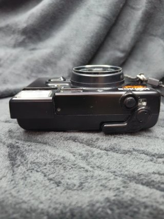 Konica EFJ Auto Date - Cámara Analógica