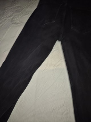Pantalón vaquero campana elástico negro