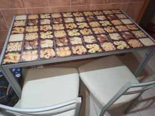 Mesa de cocina con diseño de pasta