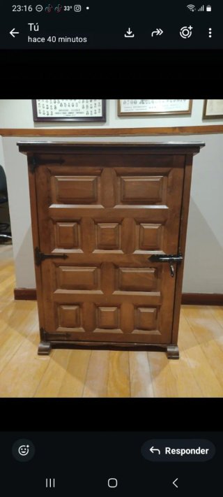 Máquina de coser Alfa antigua