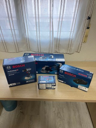 Conjunto Bosch Profesional: Radial y Taladro
