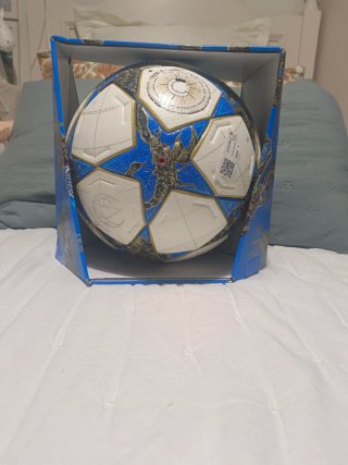 Balón Oficial Champions League 24/25