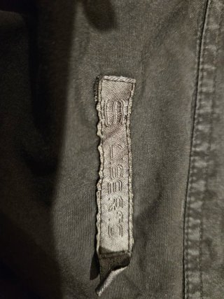 Camisa negra manga larga