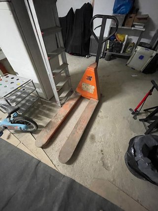 Transpaleta elevadora naranja
