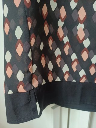 Elegante blusa estampada
