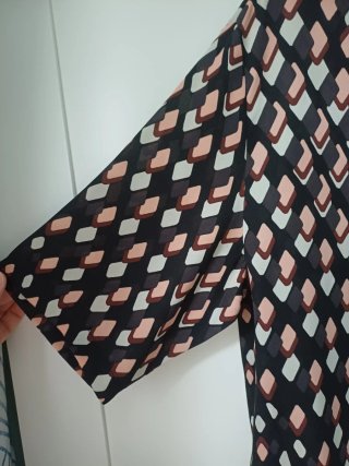 Elegante blusa estampada