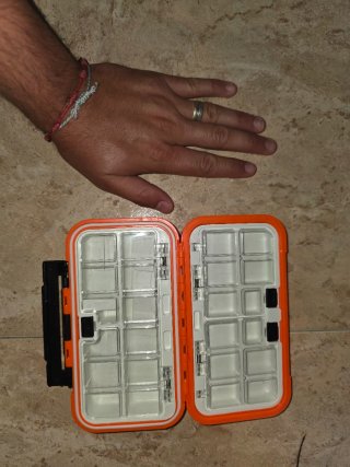 Caja organizadora de pesca naranja
