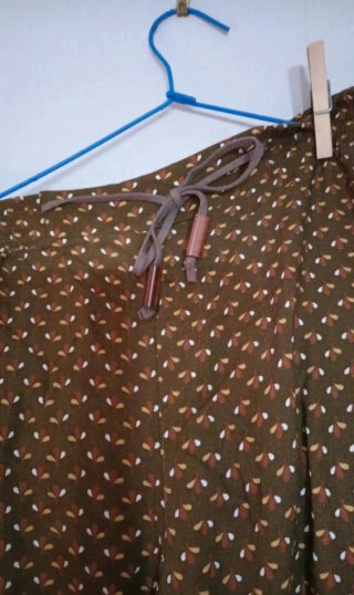 Pantalón holgado estampado