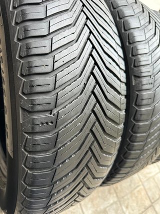 4 Neumáticos 215/65 R17 MICHELIN