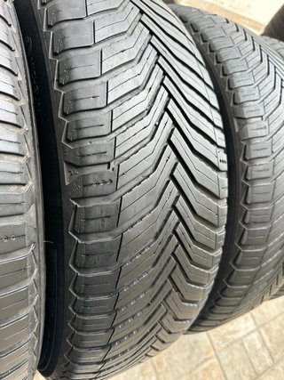 4 Neumáticos 215/65 R17 MICHELIN