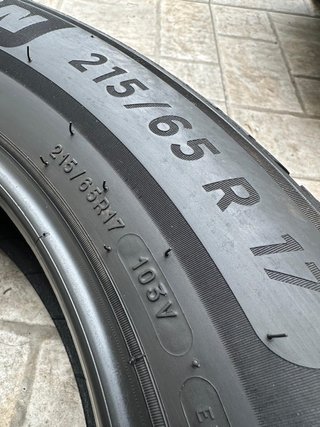 4 Neumáticos 215/65 R17 MICHELIN