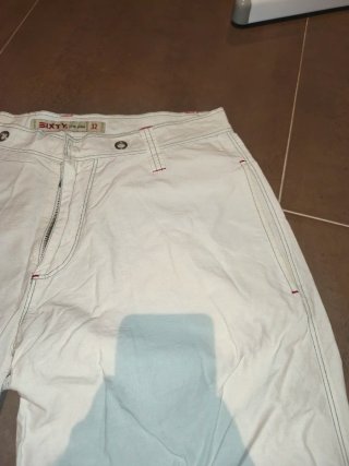 Bermuda beige hombre