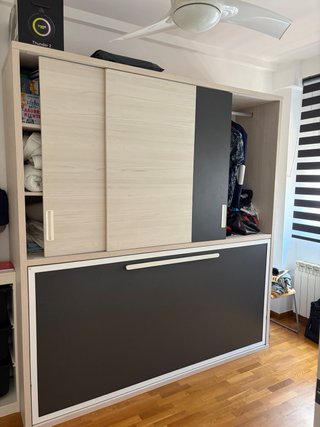 Habitación juvenil modular con cama abatible