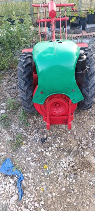 Motocultor Pasquali Rojo y Verde