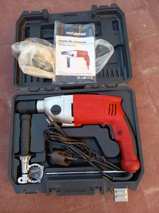 Taladro percutor Hyundai 60201