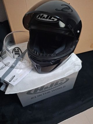 Casco HJC C10 Negro Brillo (Talla M) + 2 viseras