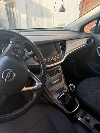 Opel Astra 2016