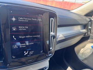 Volvo XC40 2020 auto + techo solar