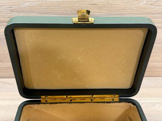 Joyero unisex vintage verde con  bandejas