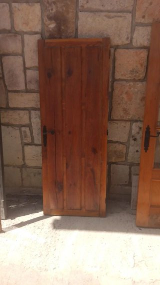 Puertas de madera rústicas