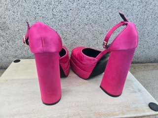 Sandalias Estilo Medusa Aevitas Y2K Rosa