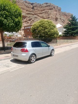 Volkswagen Golf 2005