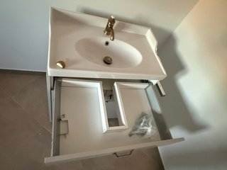 Lavabo de cerámica con mueble + Espejo