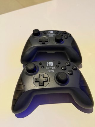 Nintendo Switch(con dock,cargador,funda y2mandos)