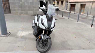 Honda ADV 350 | Pocos kms