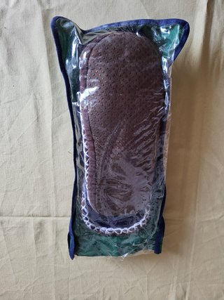 Pantufas Novas Azuis e Castanhas