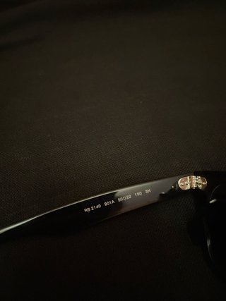 Gafas de sol negras